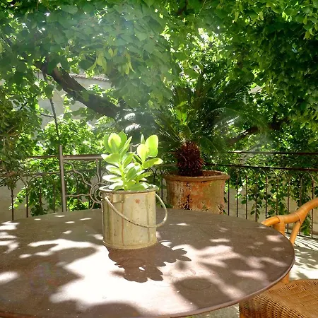 Gîtes La Tarente Hébergement de vacances *